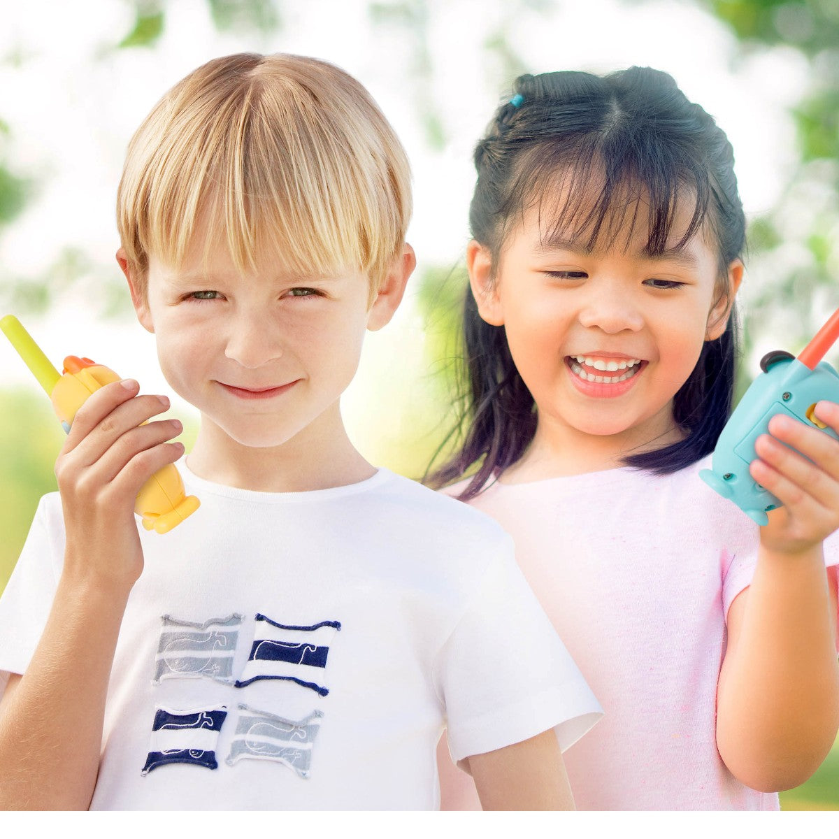 B Toys, Walkie Talkie set - Lolo & Woofer Walkie-Talkies