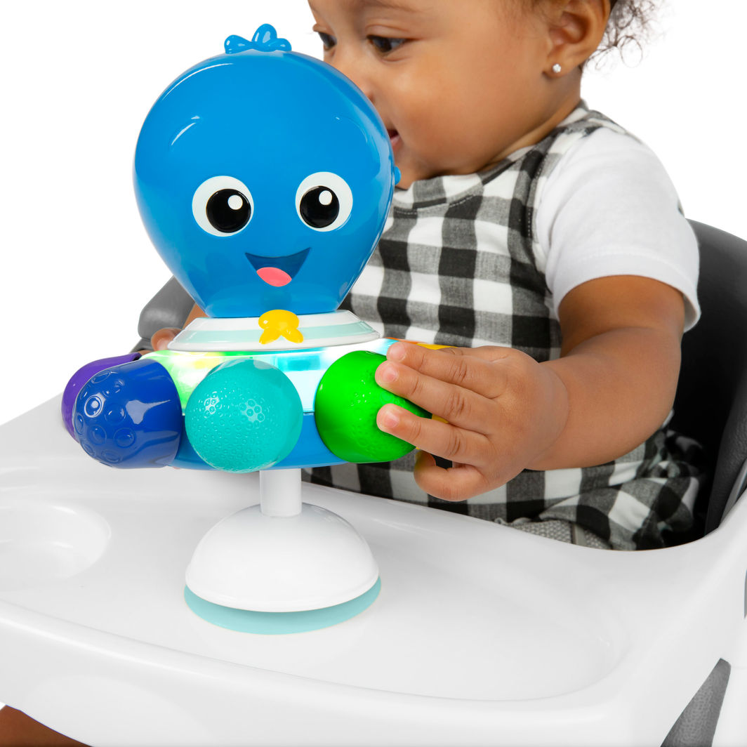 BABY Einstein babyleksak, "Ljus & Vrid" – Opus