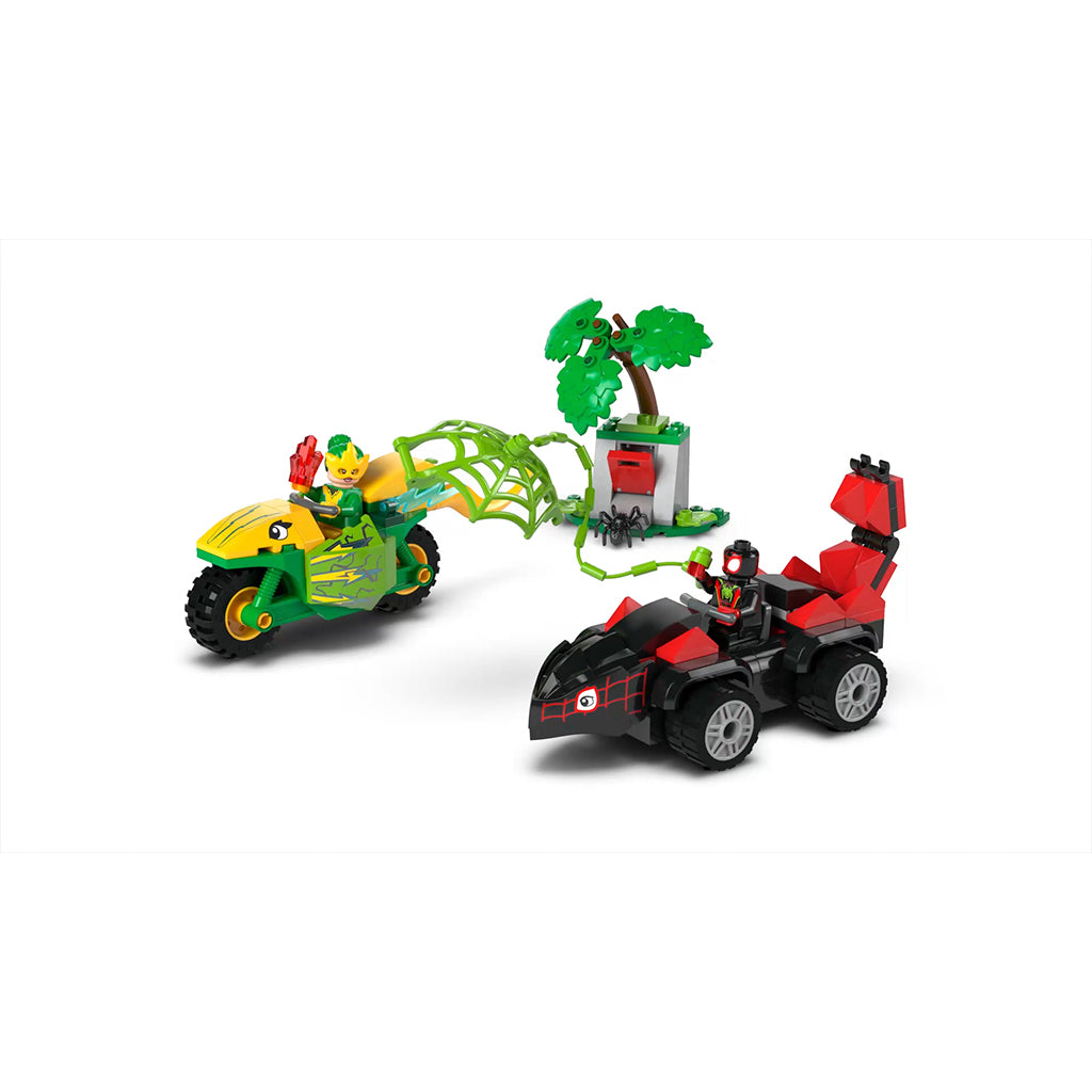LEGO® Spidey, Spin och Electros jakt i dinosaurfordon