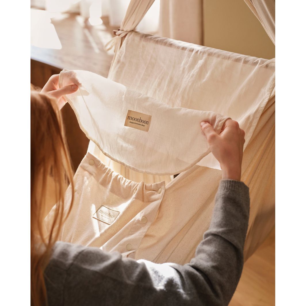 Moonboon Classic Bundle, Slyngevugge, med motor och stativ – Nature