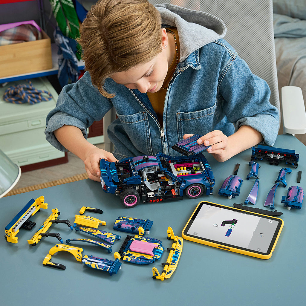 LEGO® Technic Specialdesignad Ford Mustang GT-bil