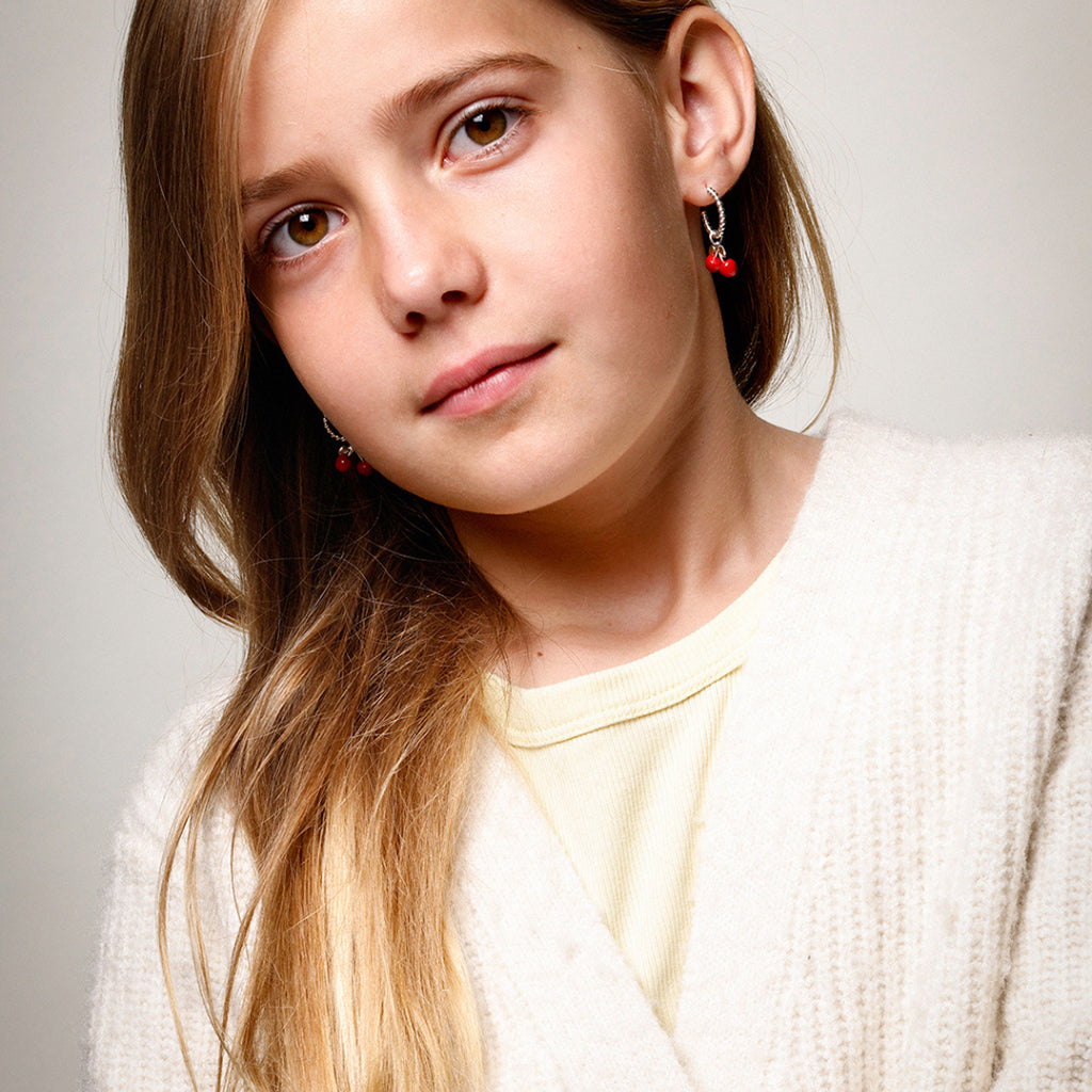 Me & My Box, Tassel Ear