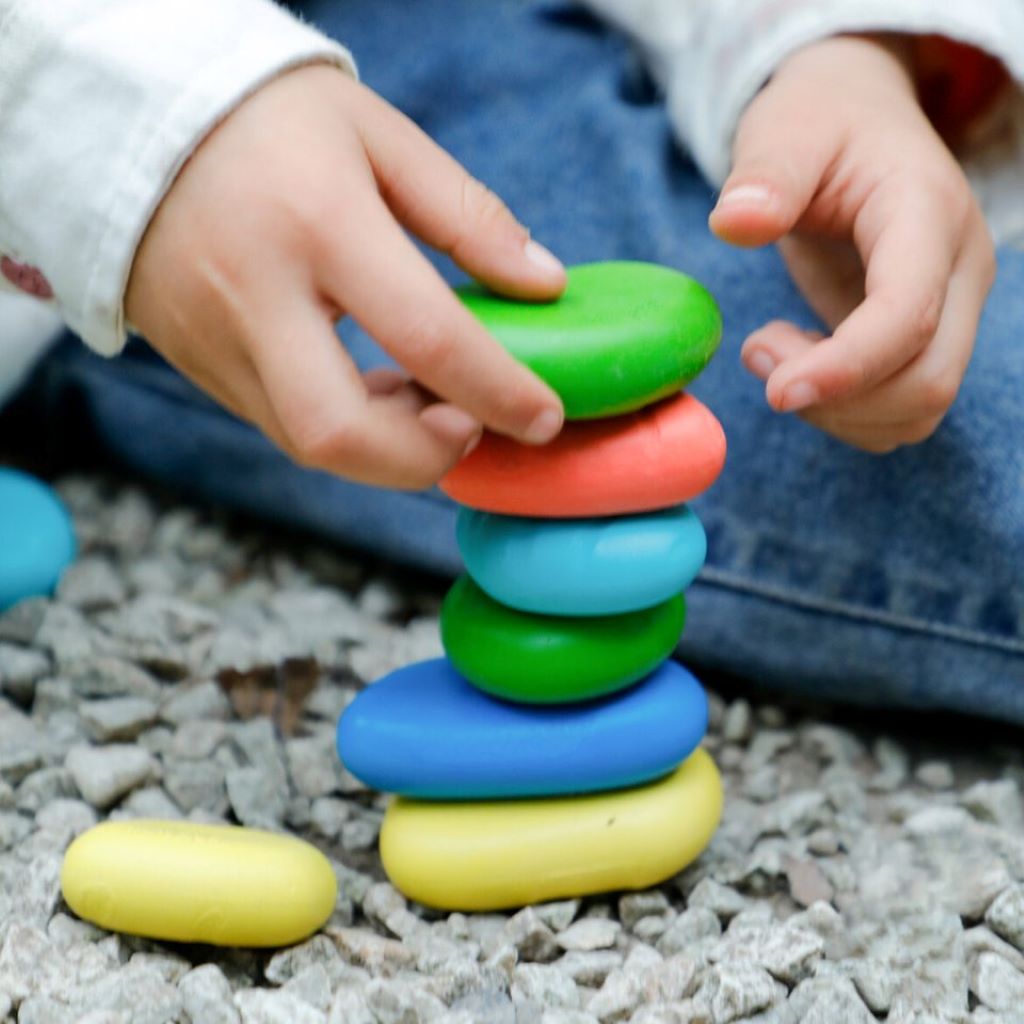 Haku Yoka, Mina första färger - formade som stenar