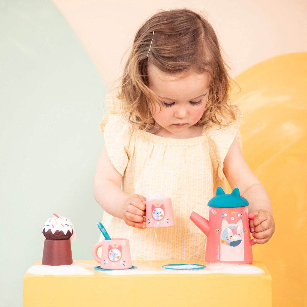 Lilliputiens badeleksak, Jeanne teservis