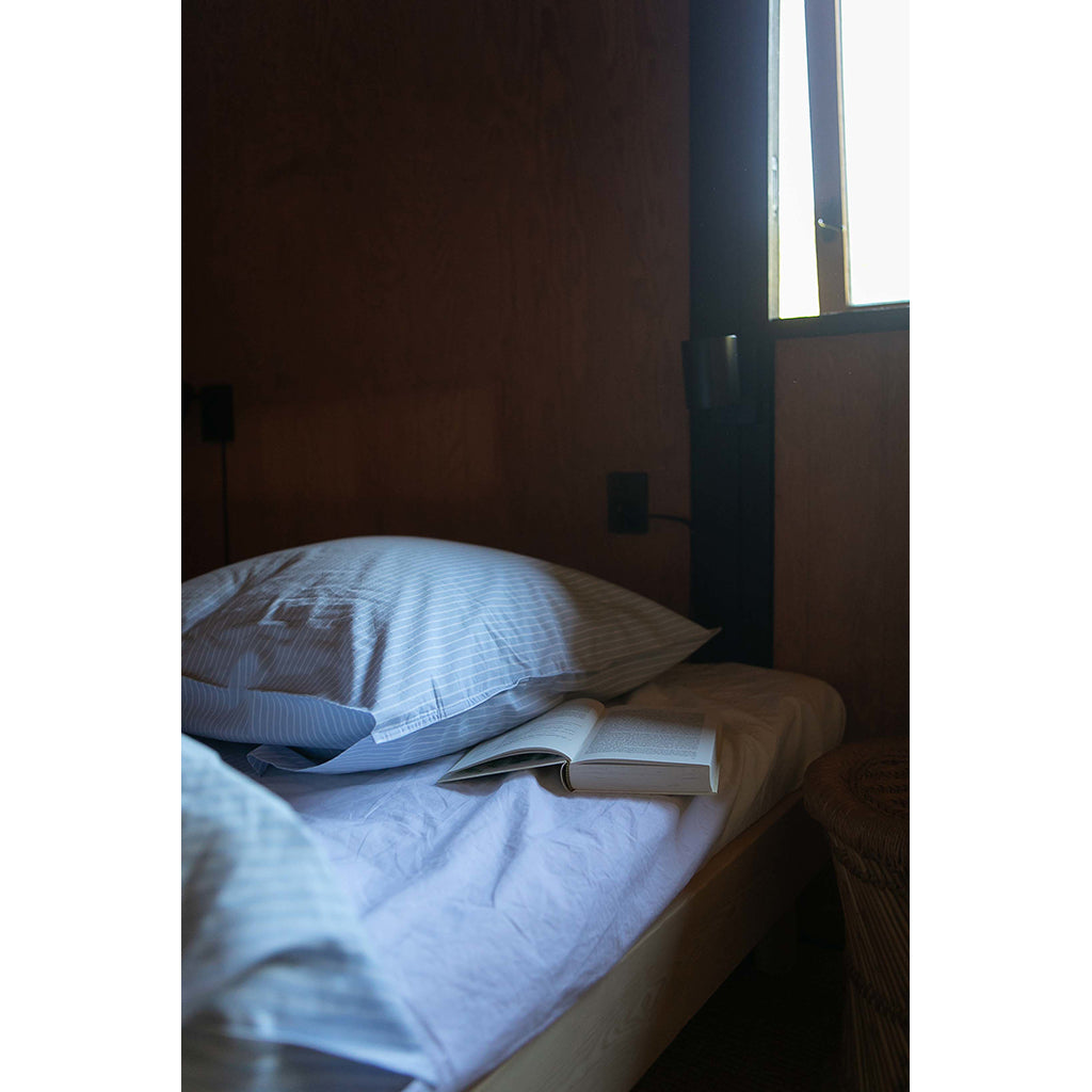 Studio Feder voksensengetøj, økologisk percale - Mattress stripe