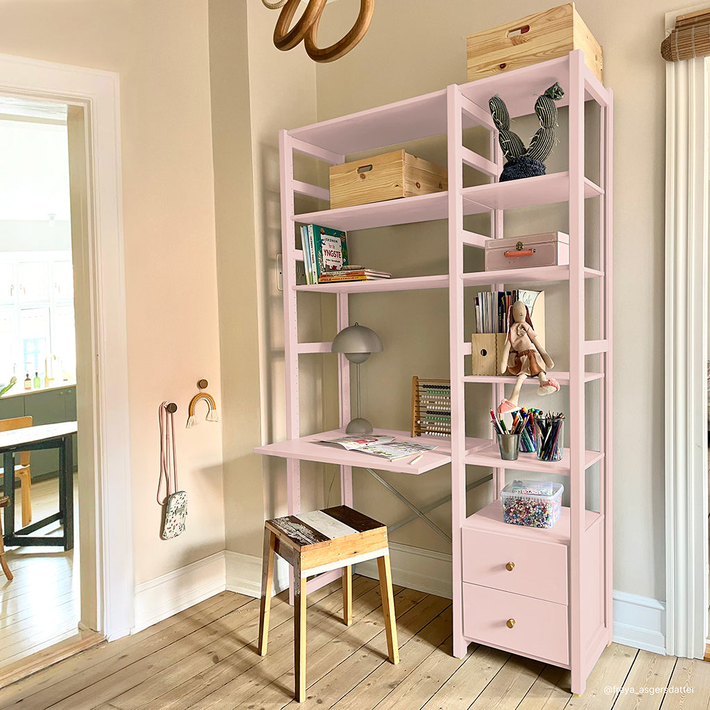 By Aulum Astrup stigereol med skrivbord, H: 179 / H: 198 x B: 125 cm -