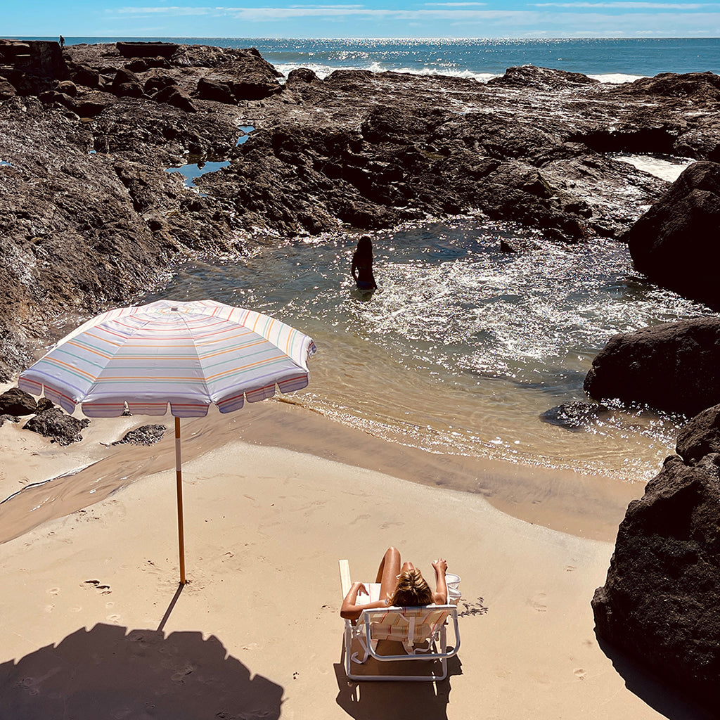 Sunnylife strandparasol, UP50+ faktor - Rio Sun Multi Stripe