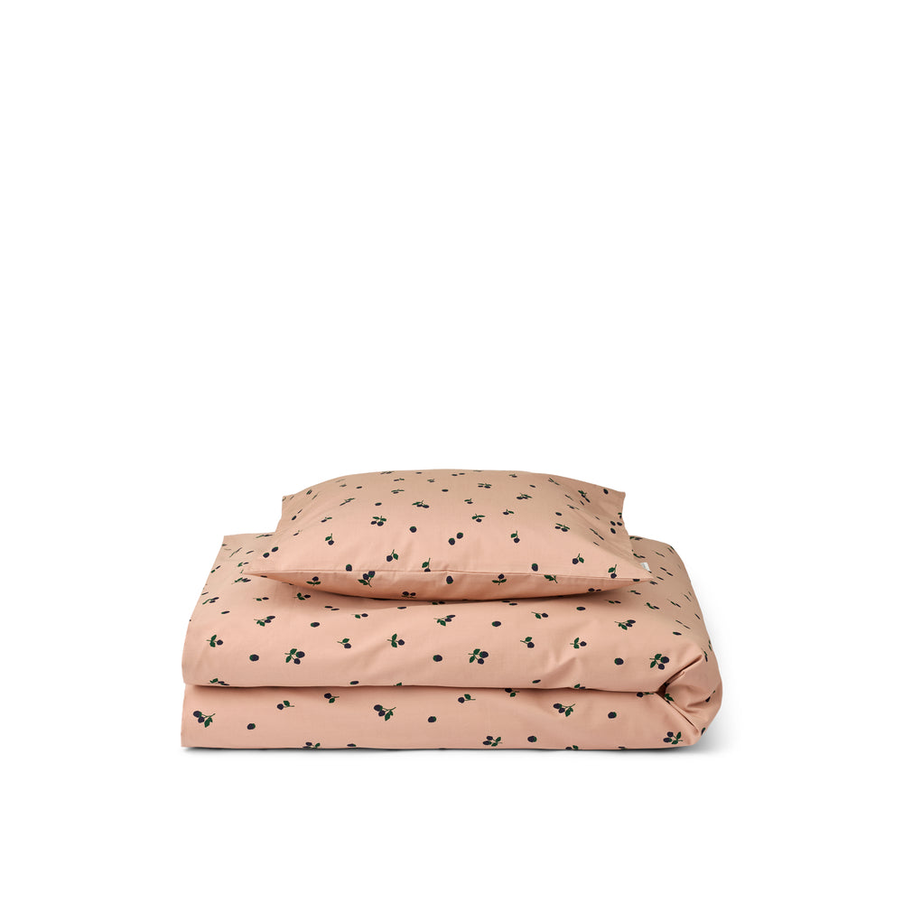 Liewood Carmen babysängkläder med tryck – Mini Berry / Pale tuscany
