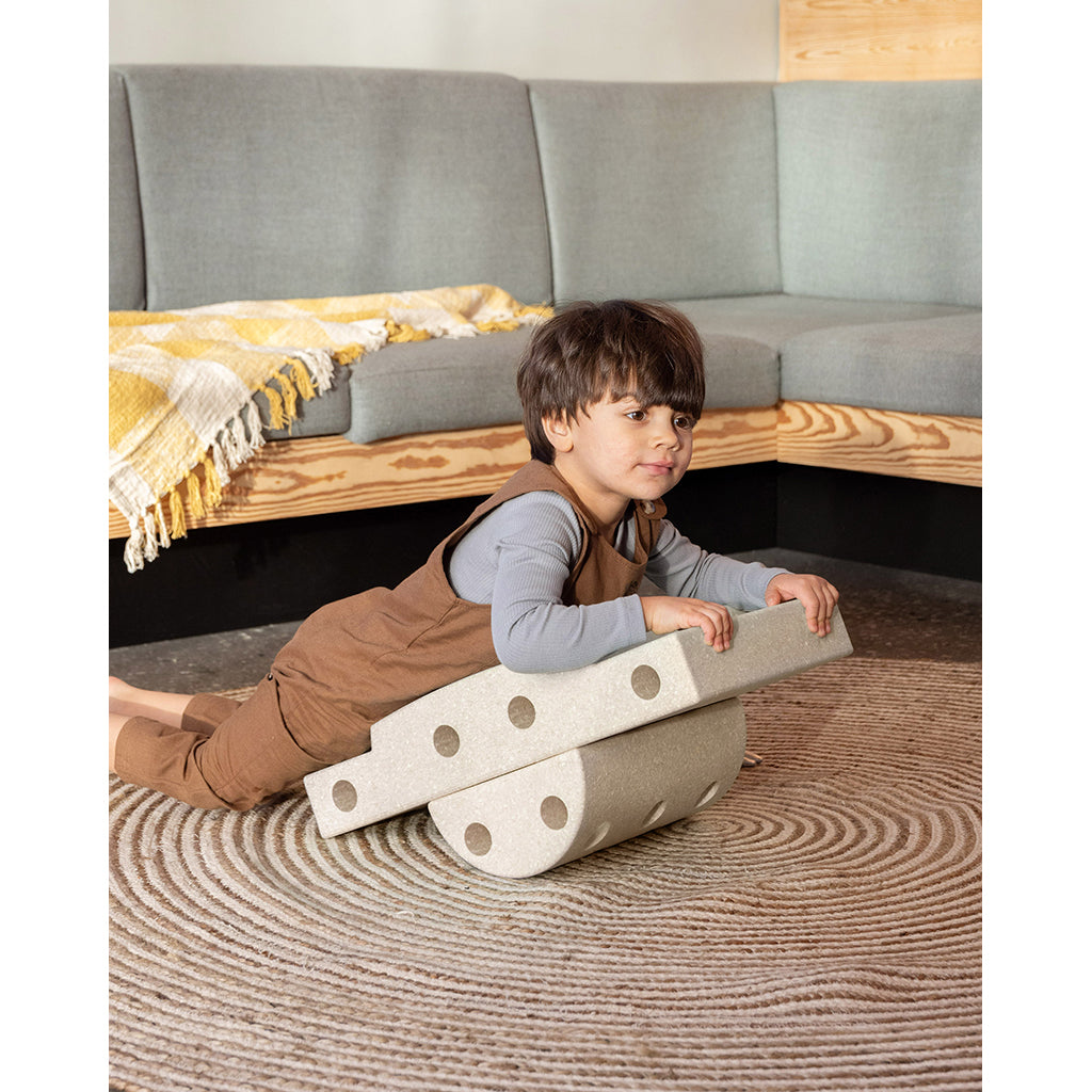 Modu byggleksak i skum, Curiosity-set, 14 delar - Sand Grey / Honey Yellow