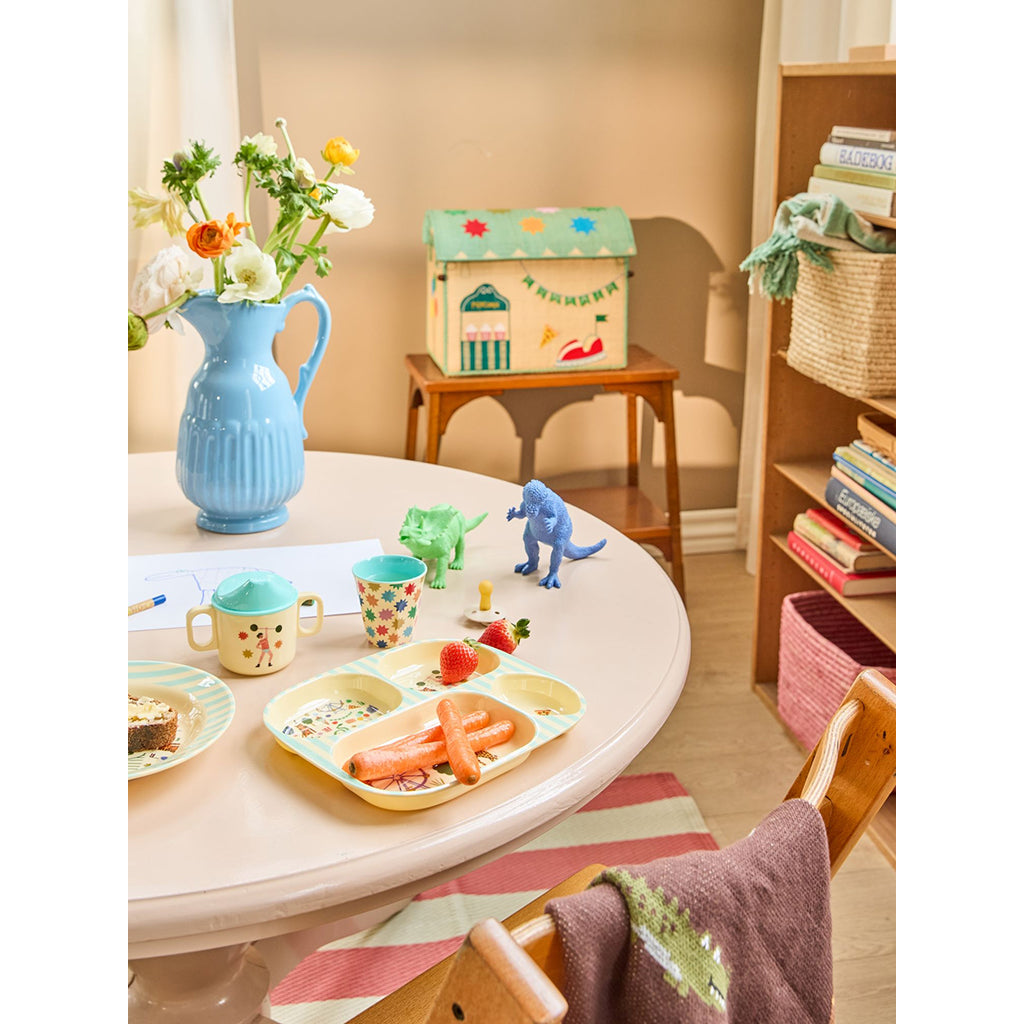 Rice 4-delad barntallrik i melamin, Fun Fair-print - Mint