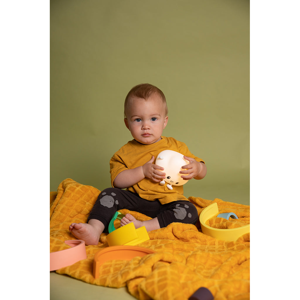 Little L, Babyleksak i silikon, Färgglad regnbåge