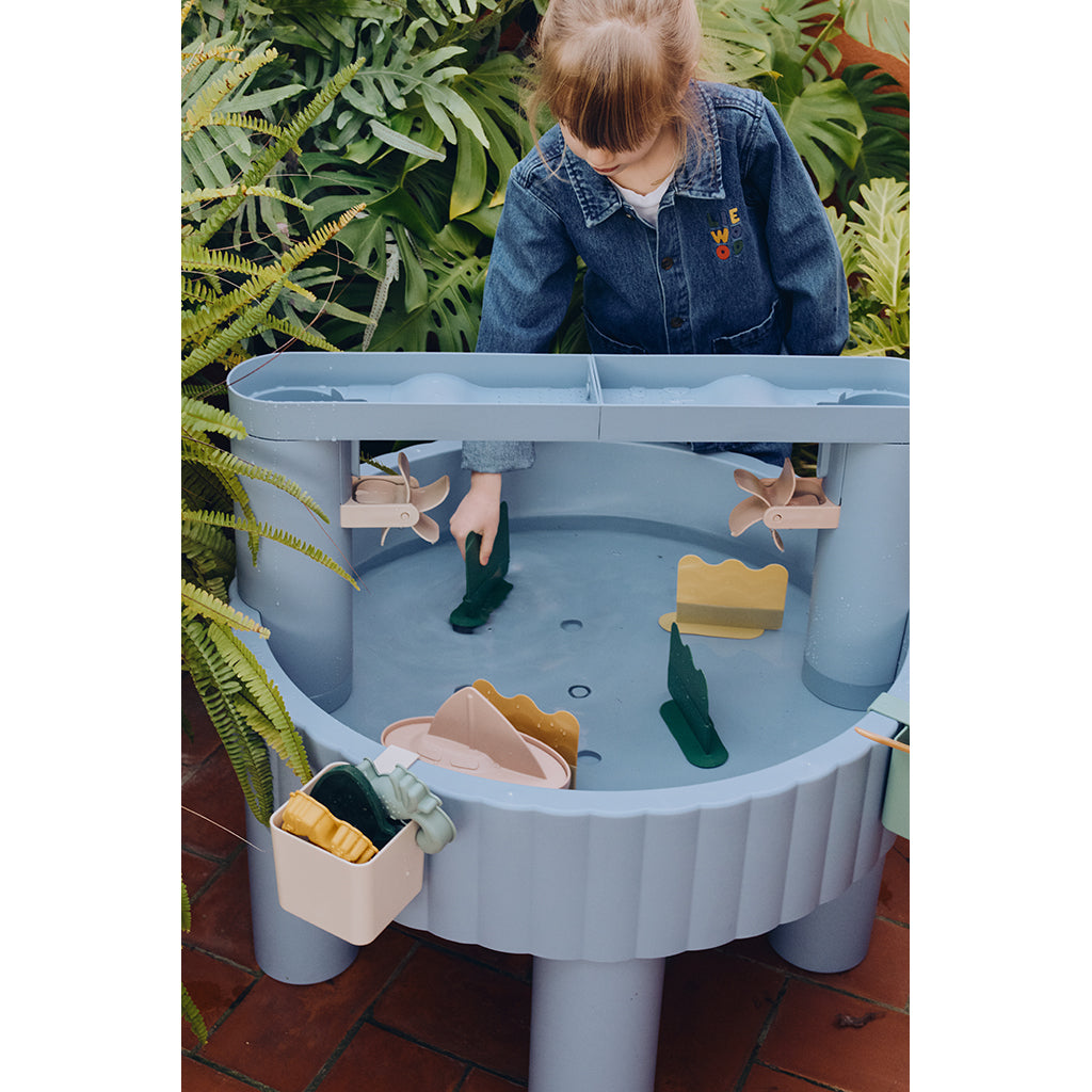 Liewood Sepp aktivitetsbord, sand- och vandleksak – Beach blue multi mix