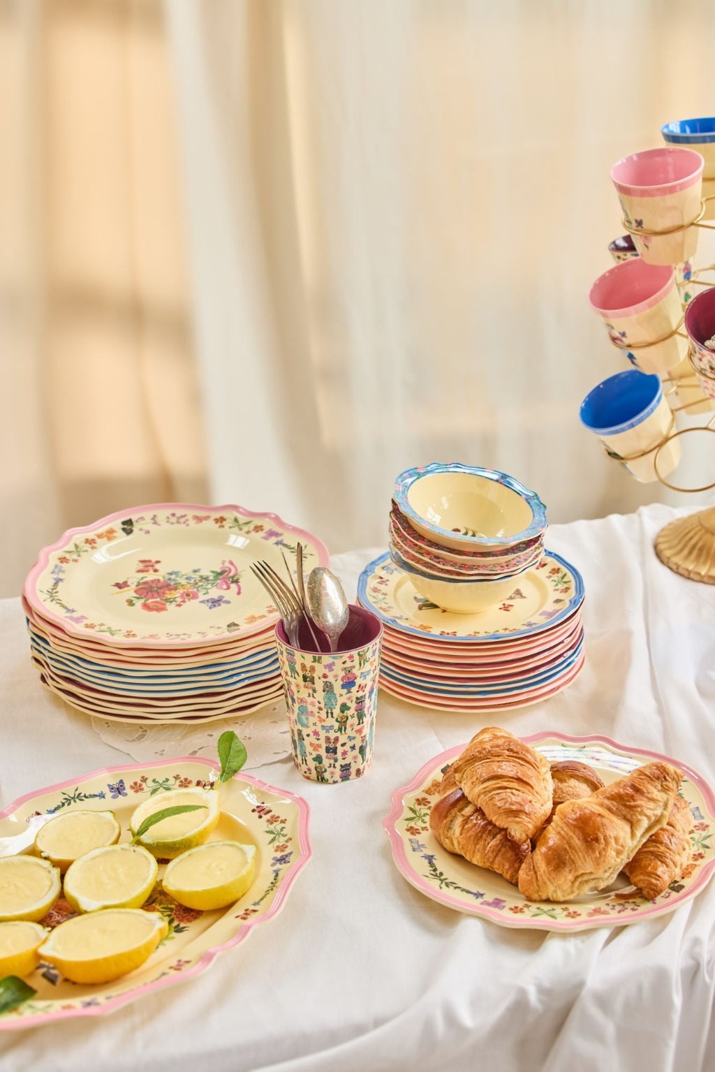 Rice melamin, Liten Vintage Serveringsfat, Rosa - Nathalie Lété Print