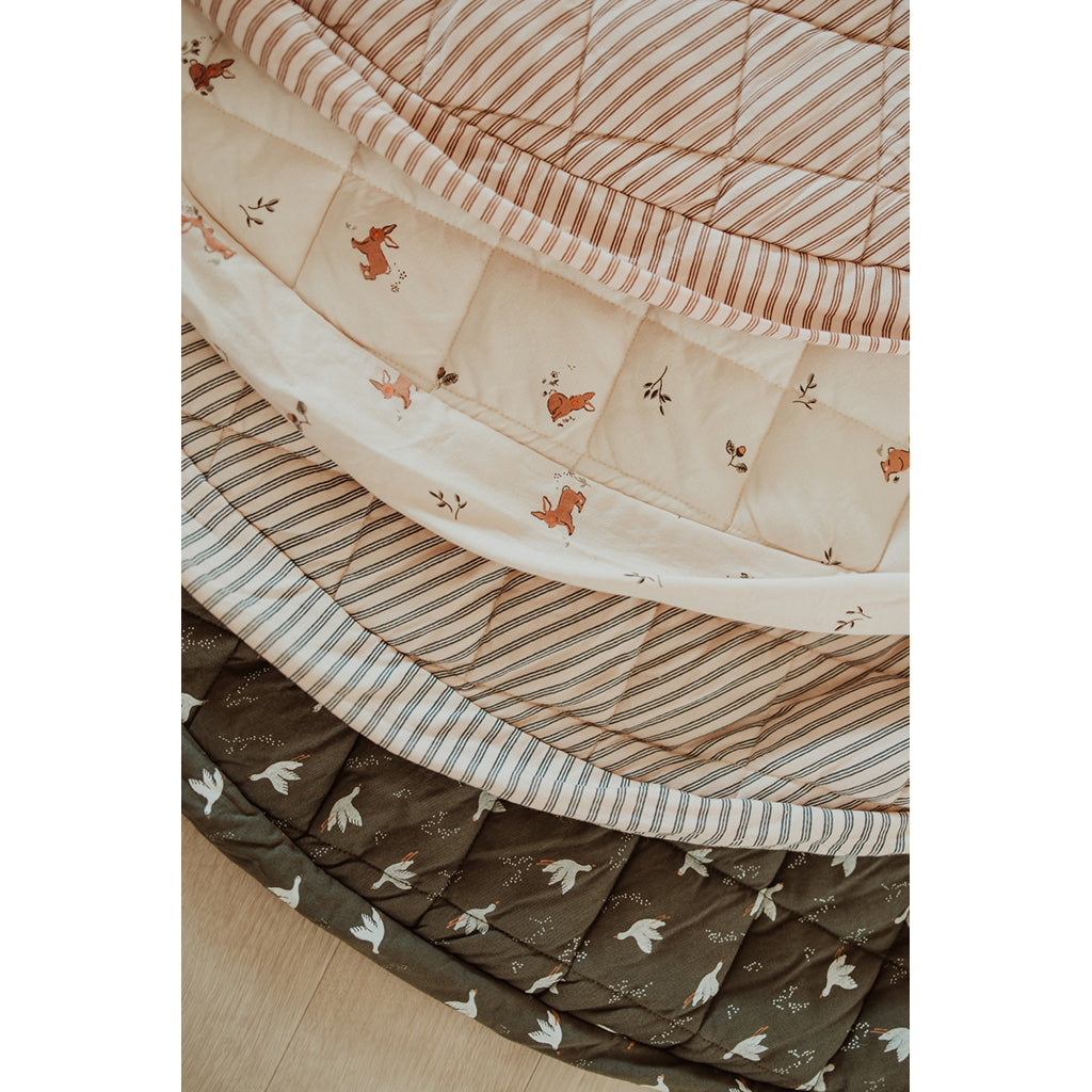 Play&Go Två-i-en babytäcke, ekologiskt – Stripes blue