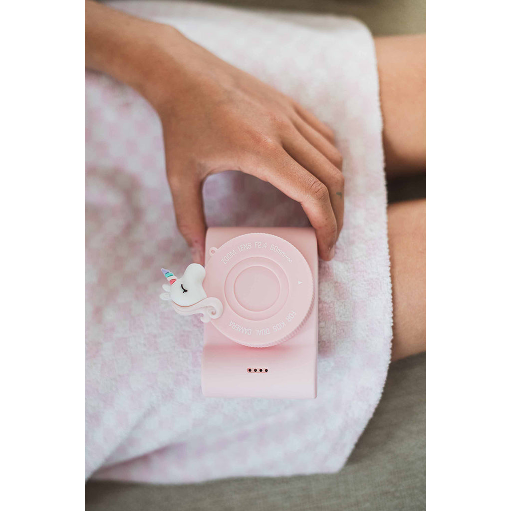 The ZooFamily, Urban Zoo barnkamera, 5-10 år - Enhörning