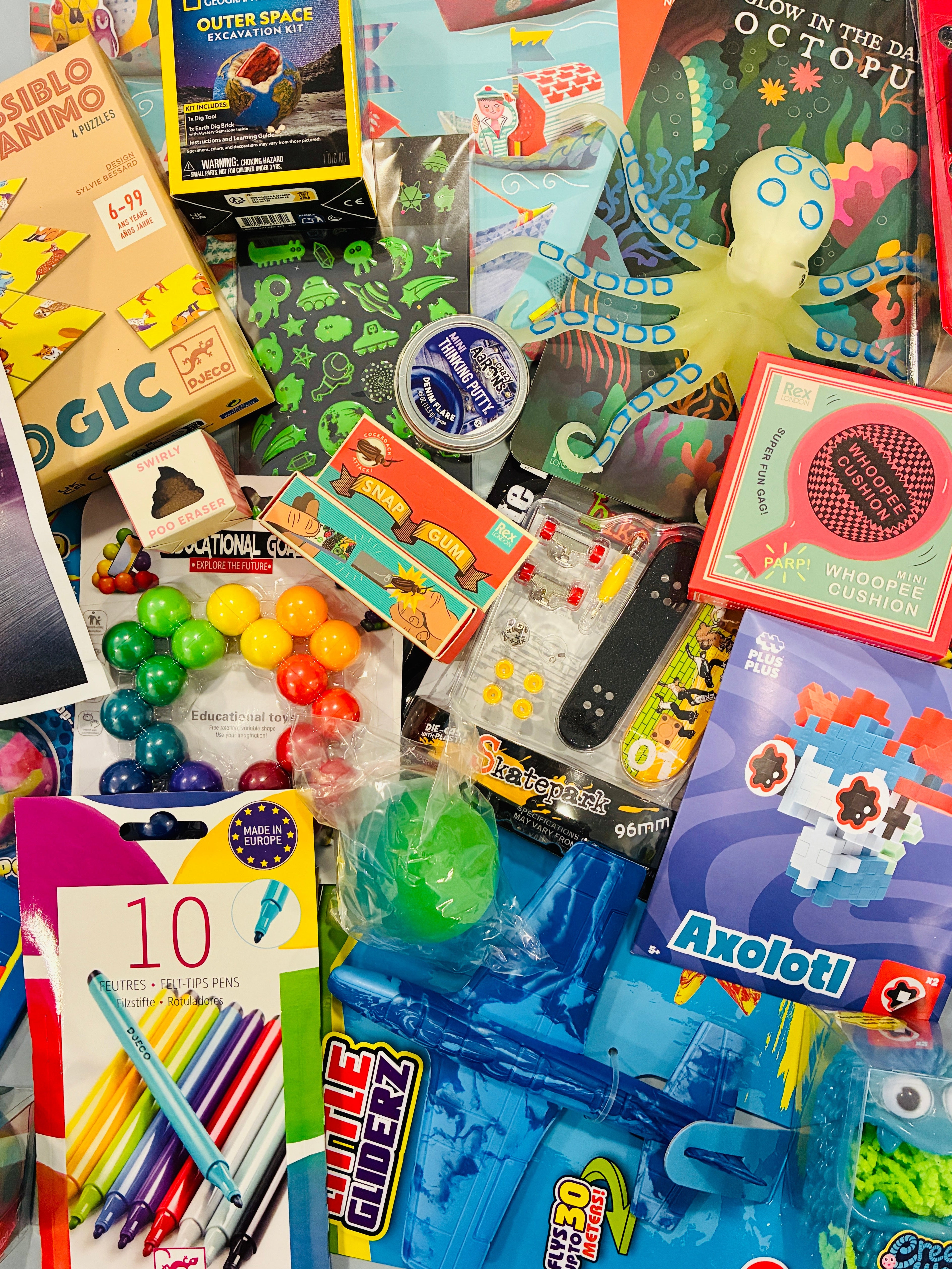 Färdig paketkalender, Pojke 7-9 år - FÖRBESTÄLL - skickas vecka 39