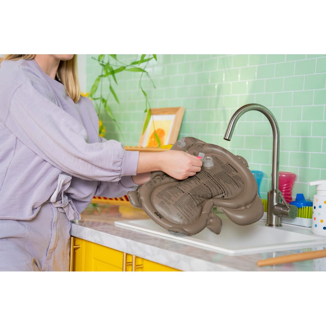 BRIGHT STARTS Bright Starts Hungry Monkey™ aktivitetsmatta med vatten