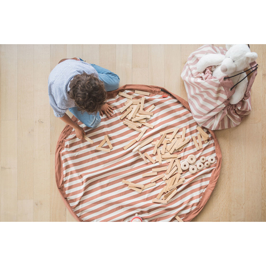Play&Go To-i-én matta, Stripes brown