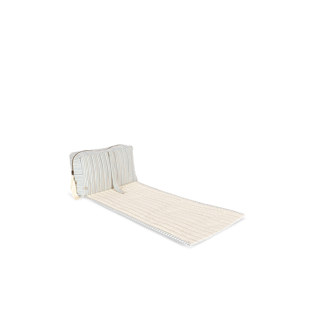 Konges Sløjd Bonnie skötväska och skötunderlägg i ett, Stripe Blue