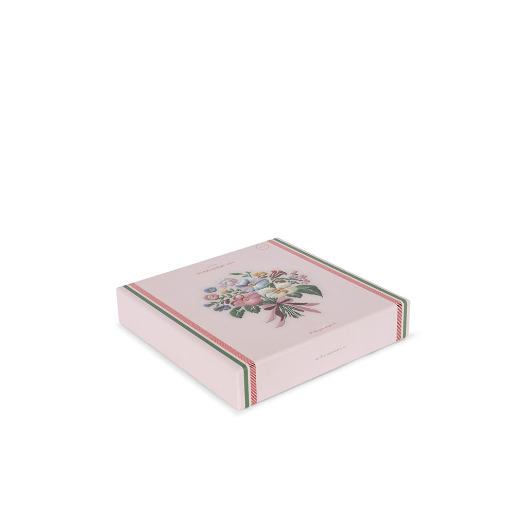 Konges Sløjd Broderisats, Multi