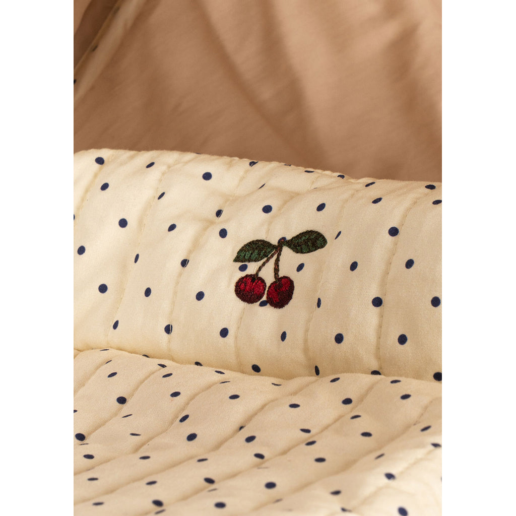 Konges Sløjd Minnie Dockvagn, Estate dot