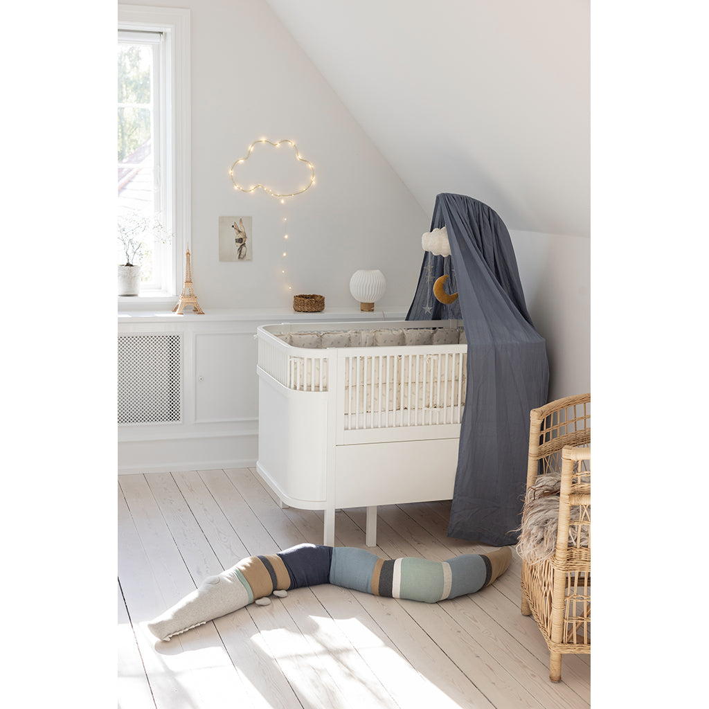 Sebra Stickad kudde, Sleepy Croc - Dusty blue mix