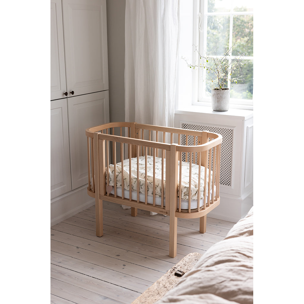 Sebra spjälsäng, Bedside Crib - Wooden Edition