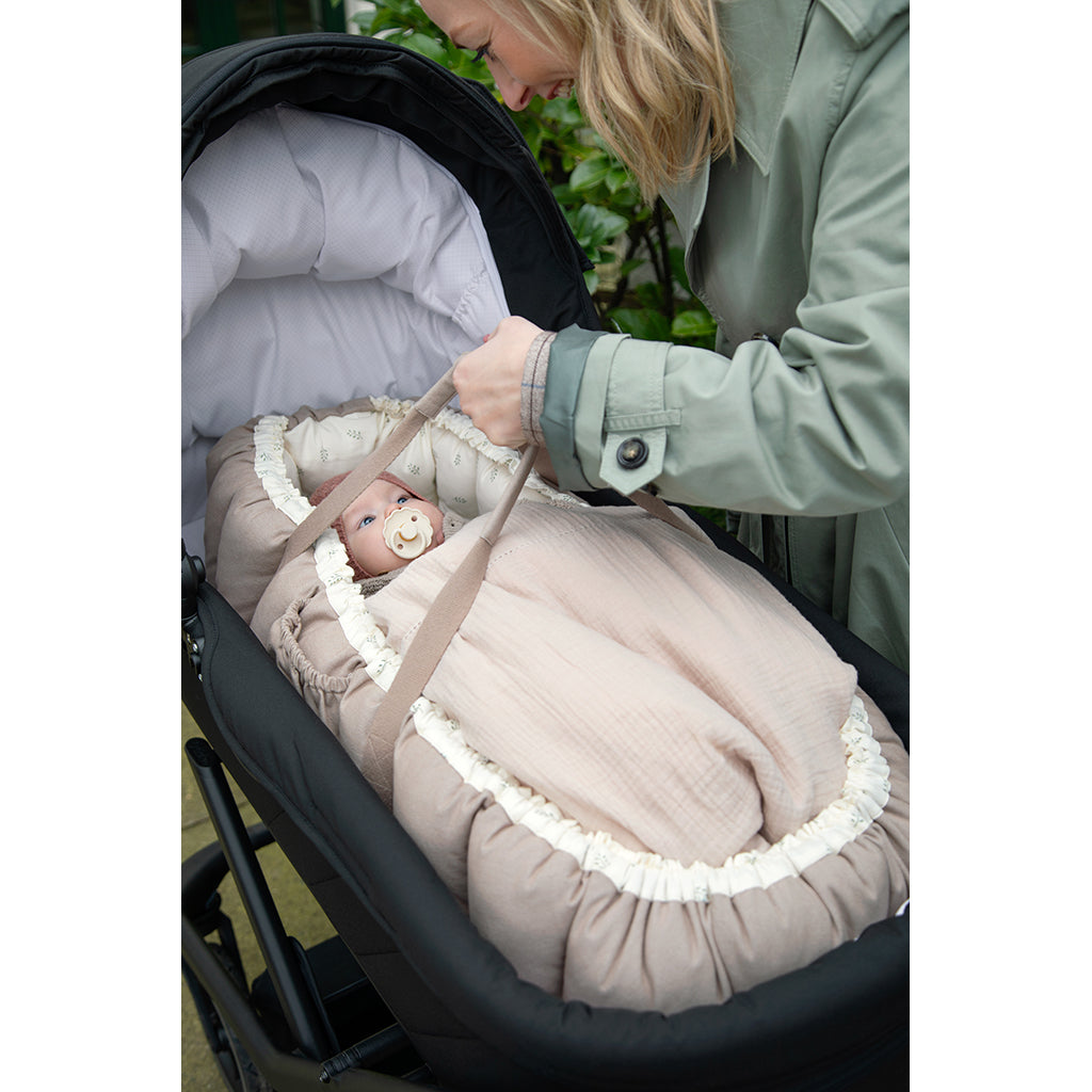 Sebra 3-i-1 babynest, babylift och lektäcke, Sophora Leaves - Beige