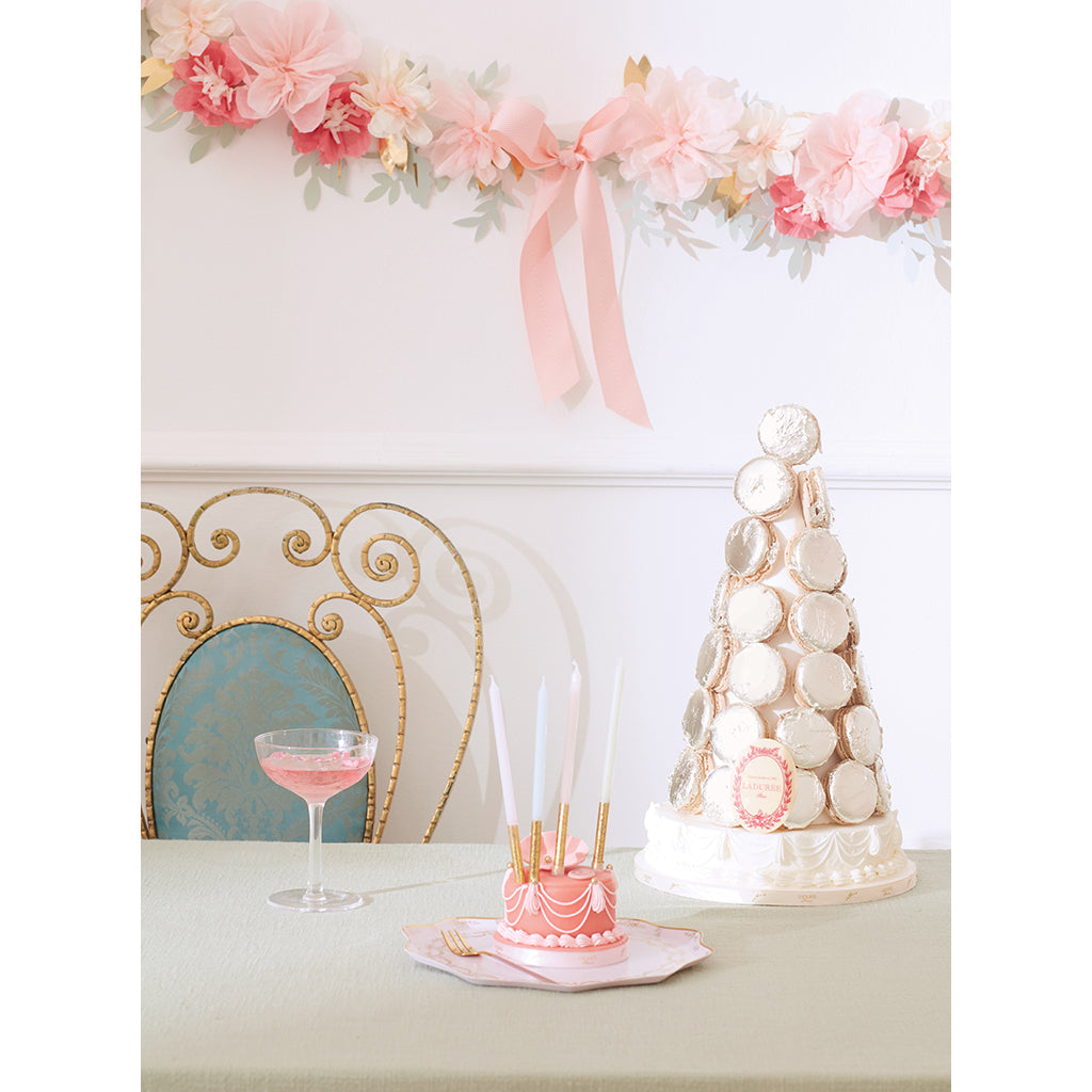 Meri Meri bordsdekoration, Ladurée Paris, överraskningsmacarons – 5 st
