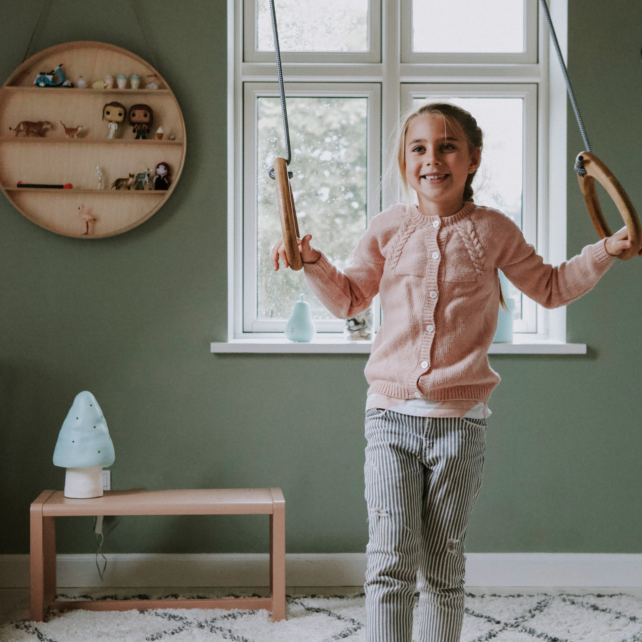 Lillagunga gymnastikringar, Ek - Beige