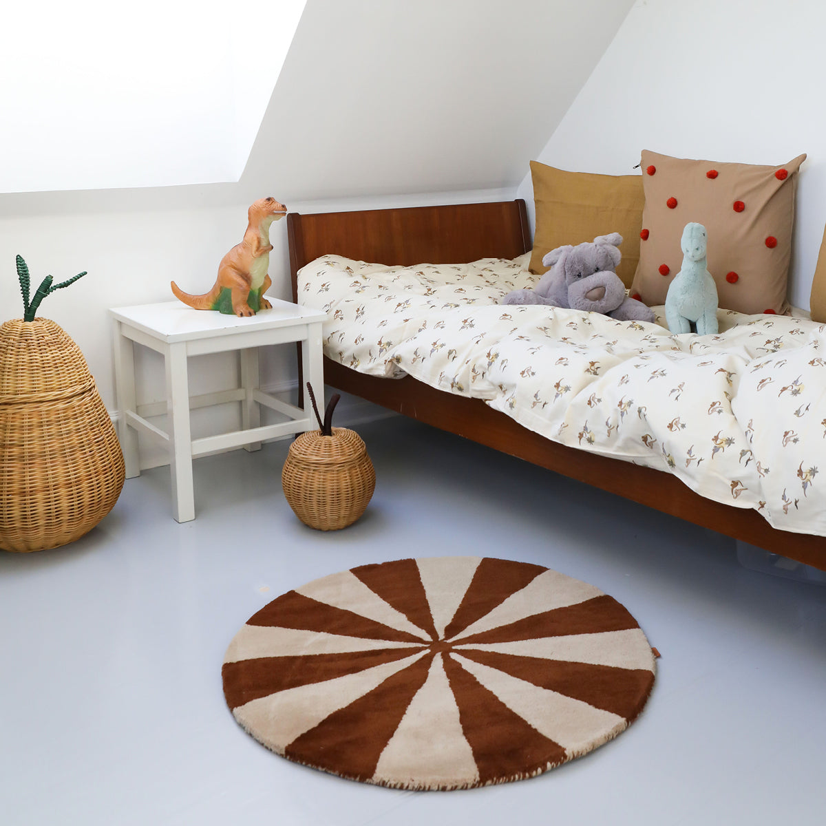 ferm Living matta, rund - Arch small, mörk tegel/off-white