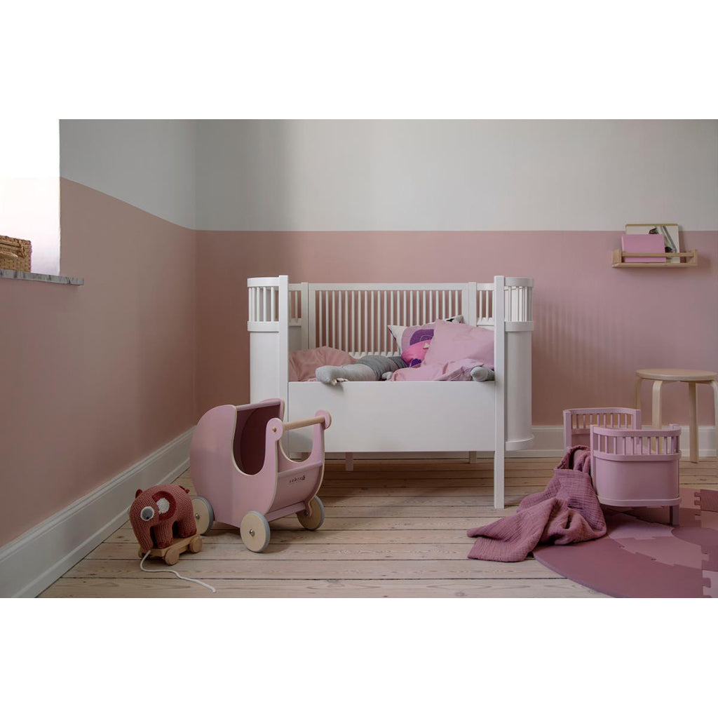 Sebra dockvagn i trä, Blossom Pink