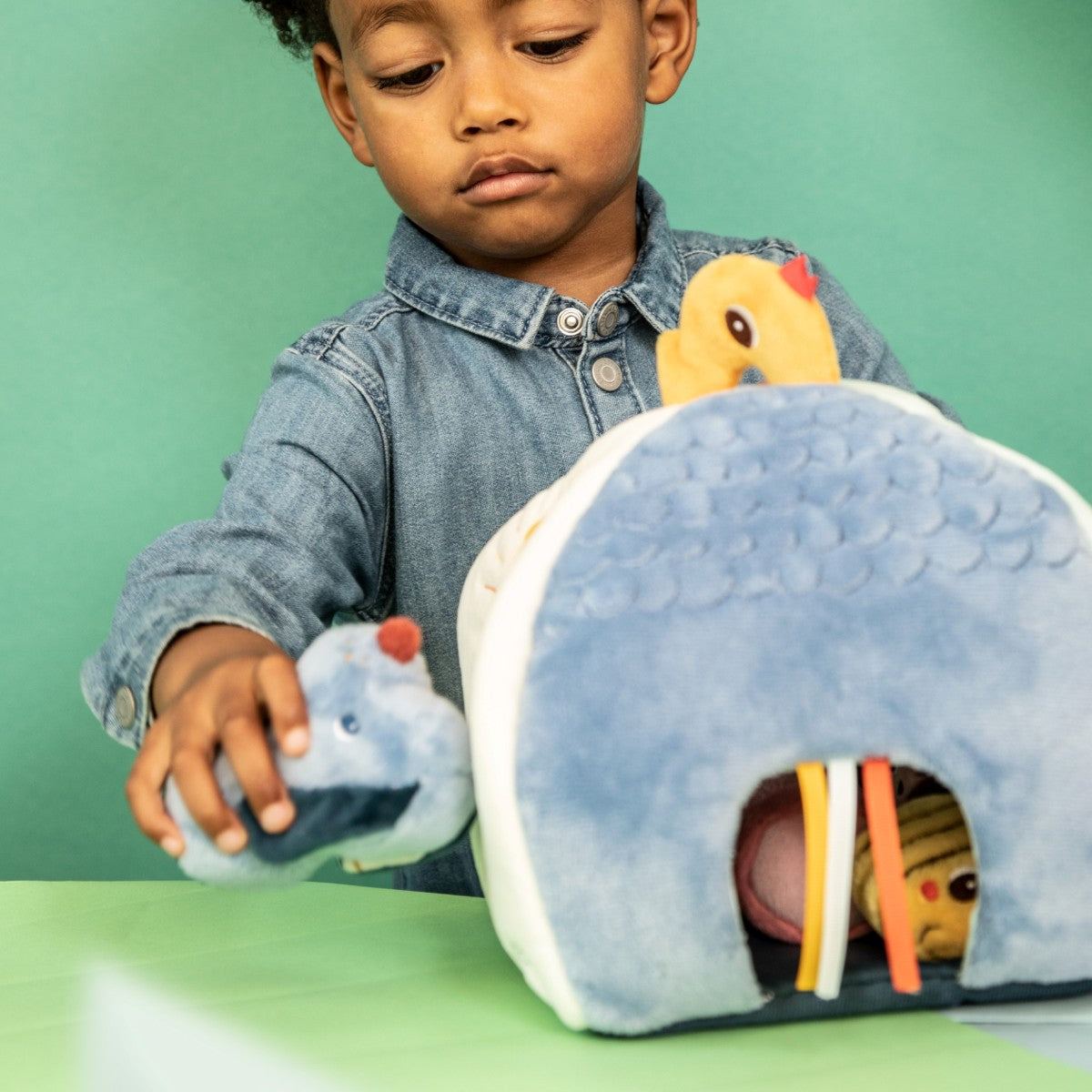 Lilliputiens Jules hus med 4 skramlor