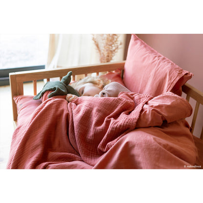 Nobodinoz babytäcke, Wabi Sabi double muslin, 65 x 100 cm - Rosewood