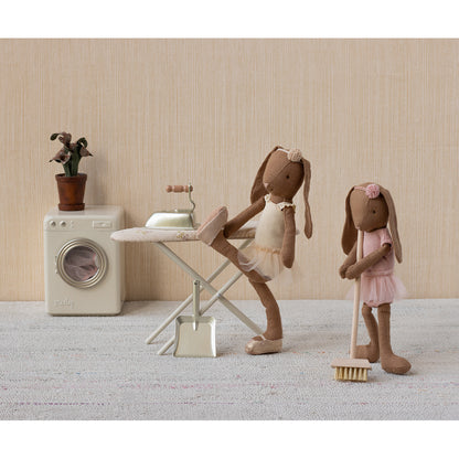 Maileg Miniatyrkamin, Dammig grön