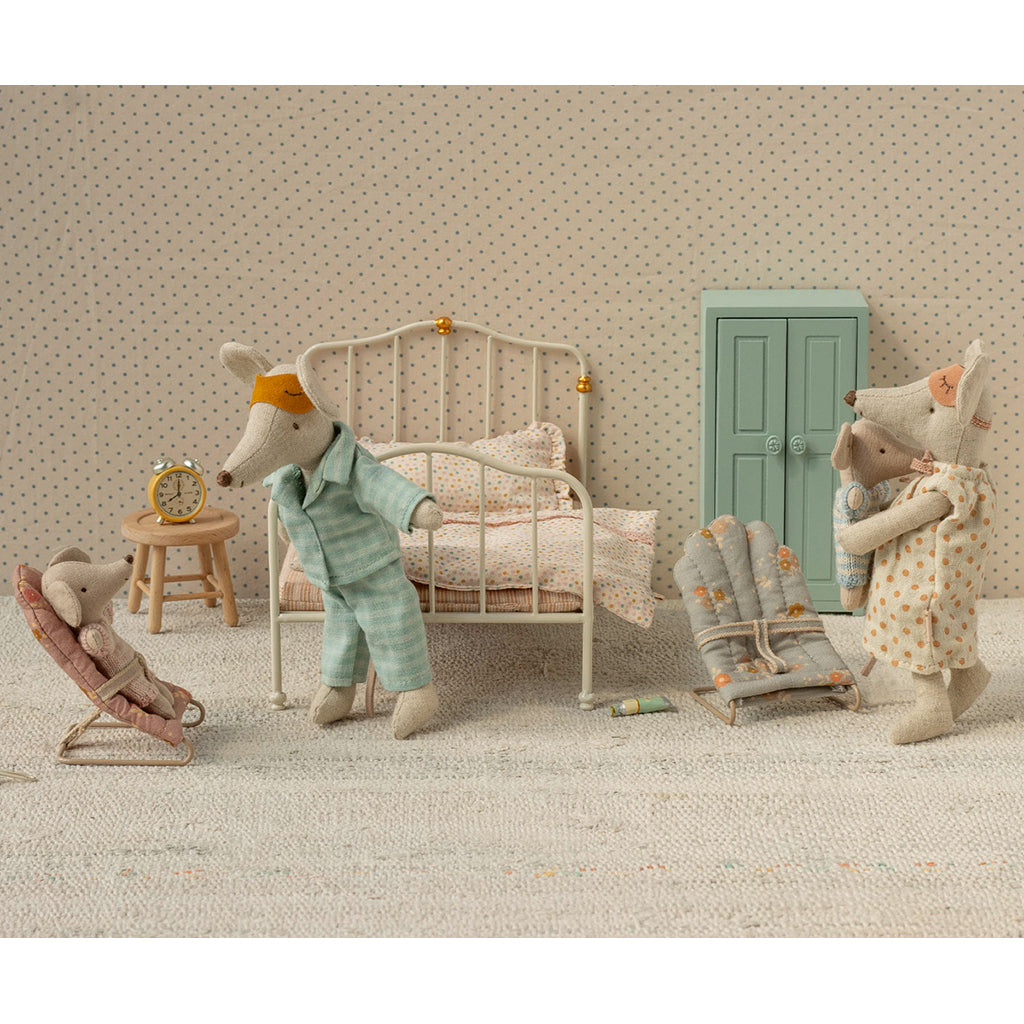 Maileg dockkläder för pappa mus, Pyjamas i mint/sand