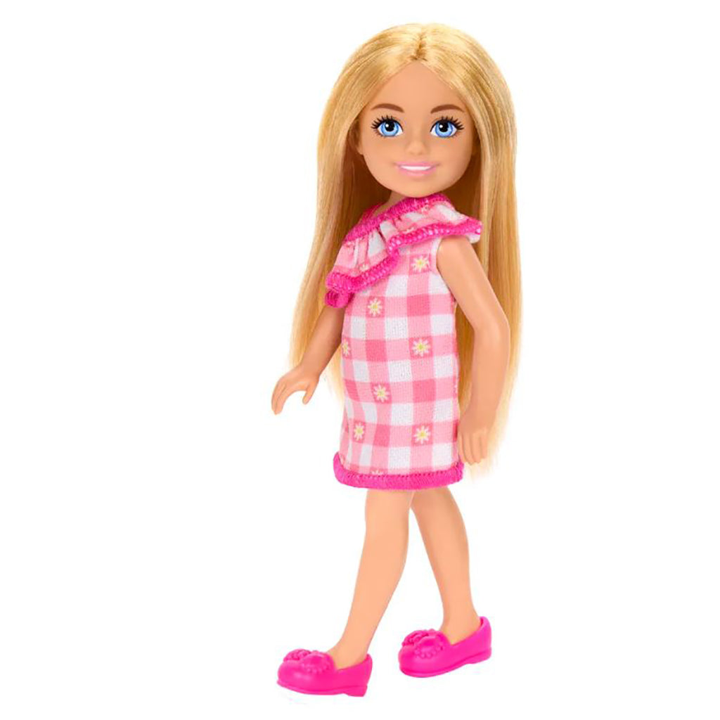 Barbie Chelsea docka, Blont hår och rutig klänning