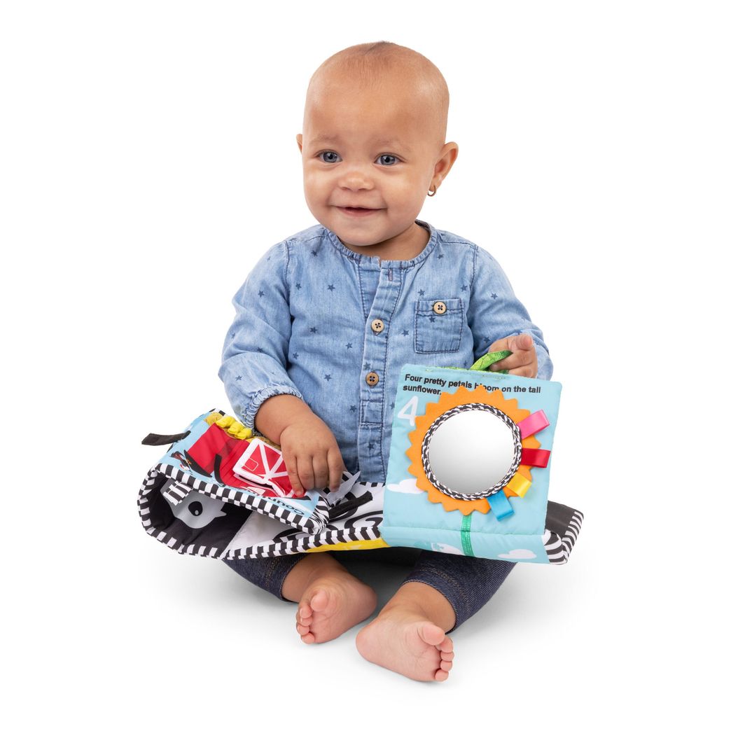 BABY Einstein Counting at the Farm™ mjuk aktivitets tygbok