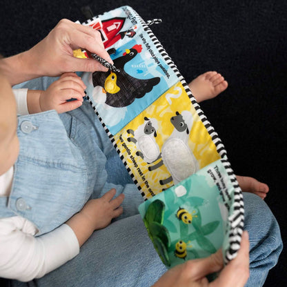 BABY Einstein Counting at the Farm™ mjuk aktivitets tygbok