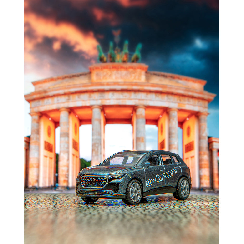 Siku leksaksbil, Audi Q4 Eton – 8,3 x 3,2 cm