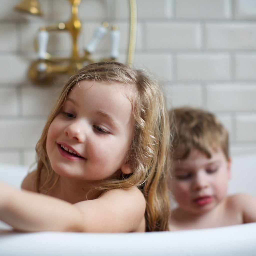 Tinti Små badbomber - förpackning med 4 st