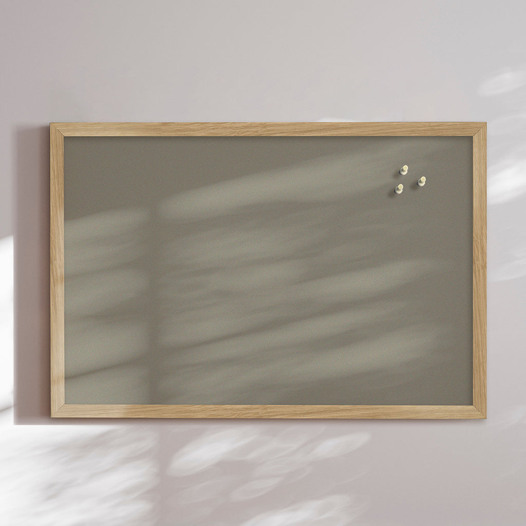 Opslagstavle m. egetræsramme, Green Symphony  62 x 42 cm