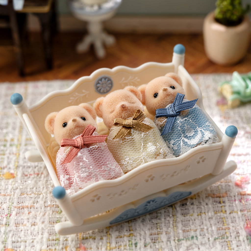 Sylvanian Families, Biscuit Bear Sleepy