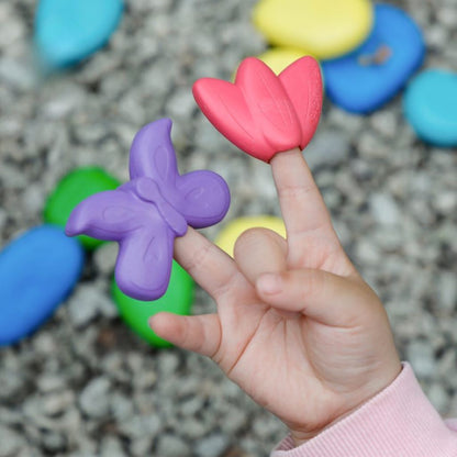 Haku Yoka, Mina första färger - en tur i trädgården
