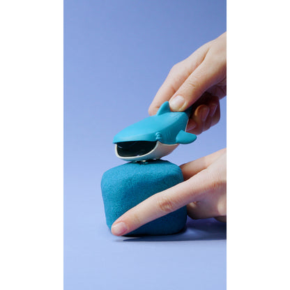 Kinetic Sand Deep Sea Dive, sandlåda med havstema