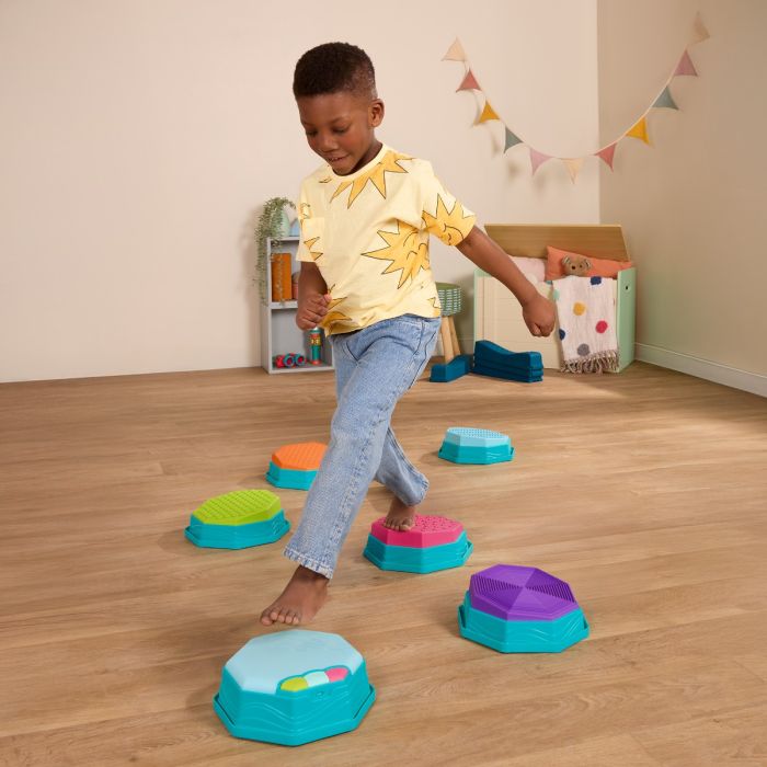 B Toys Musical balance sti med sensoriska trampstenar