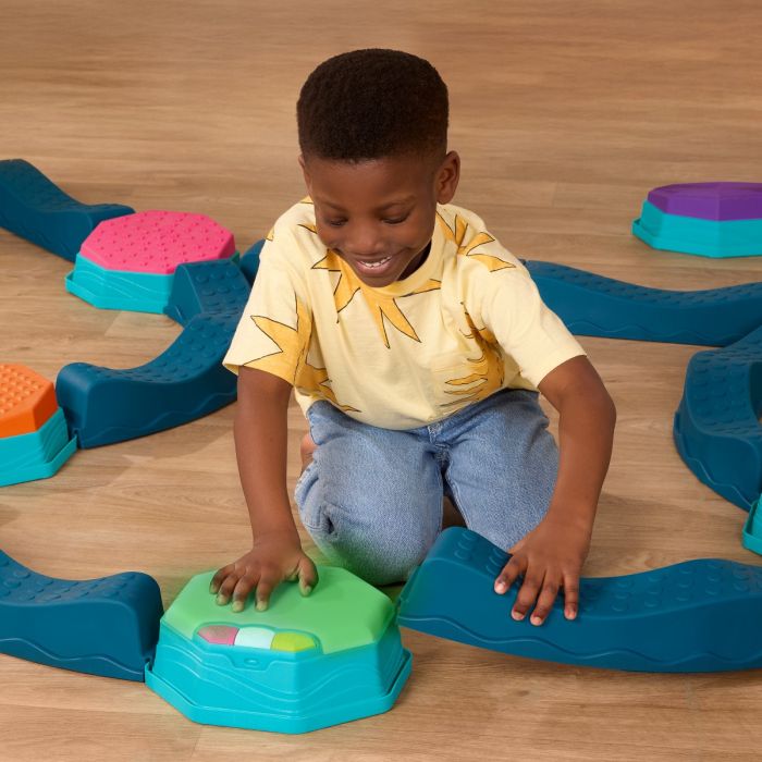 B Toys Musical balance sti med sensoriska trampstenar