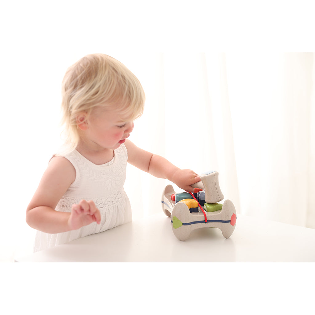 Tolo, Hammarslag och sorteringslåda i ett