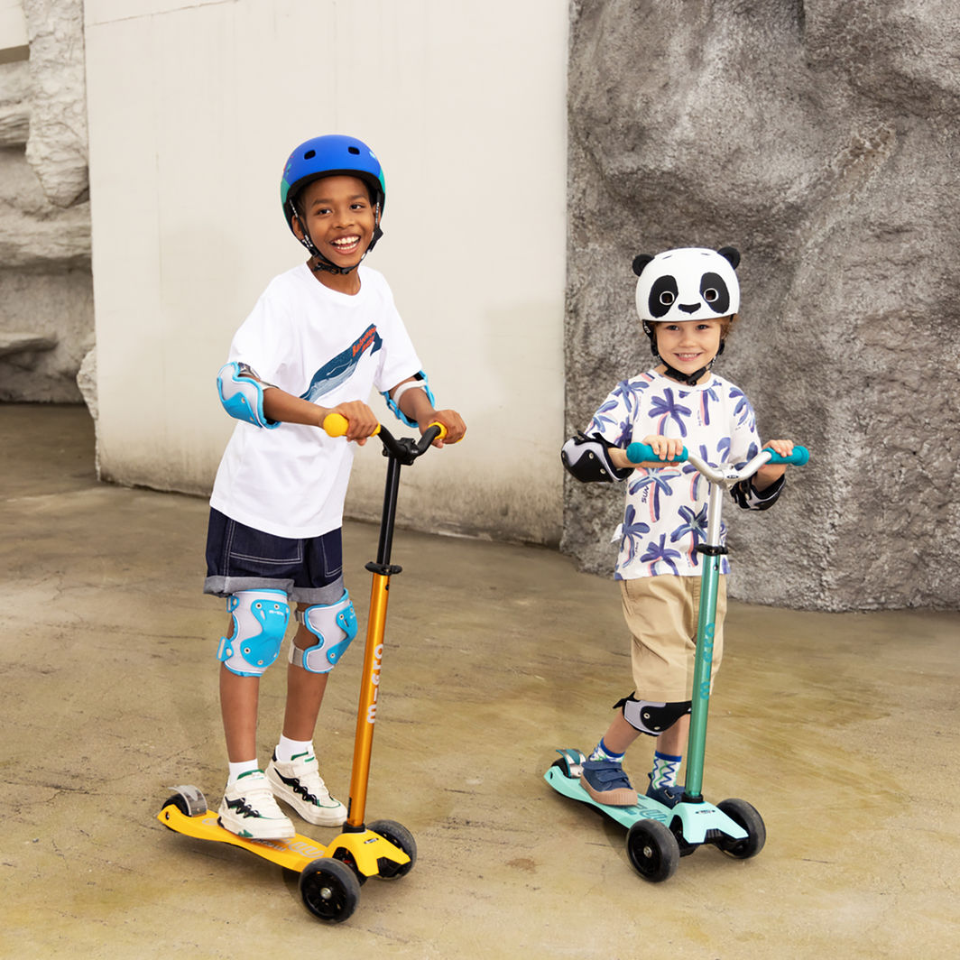 Micro Hjälm, 3D Panda - Strl. XS (1-3 år)