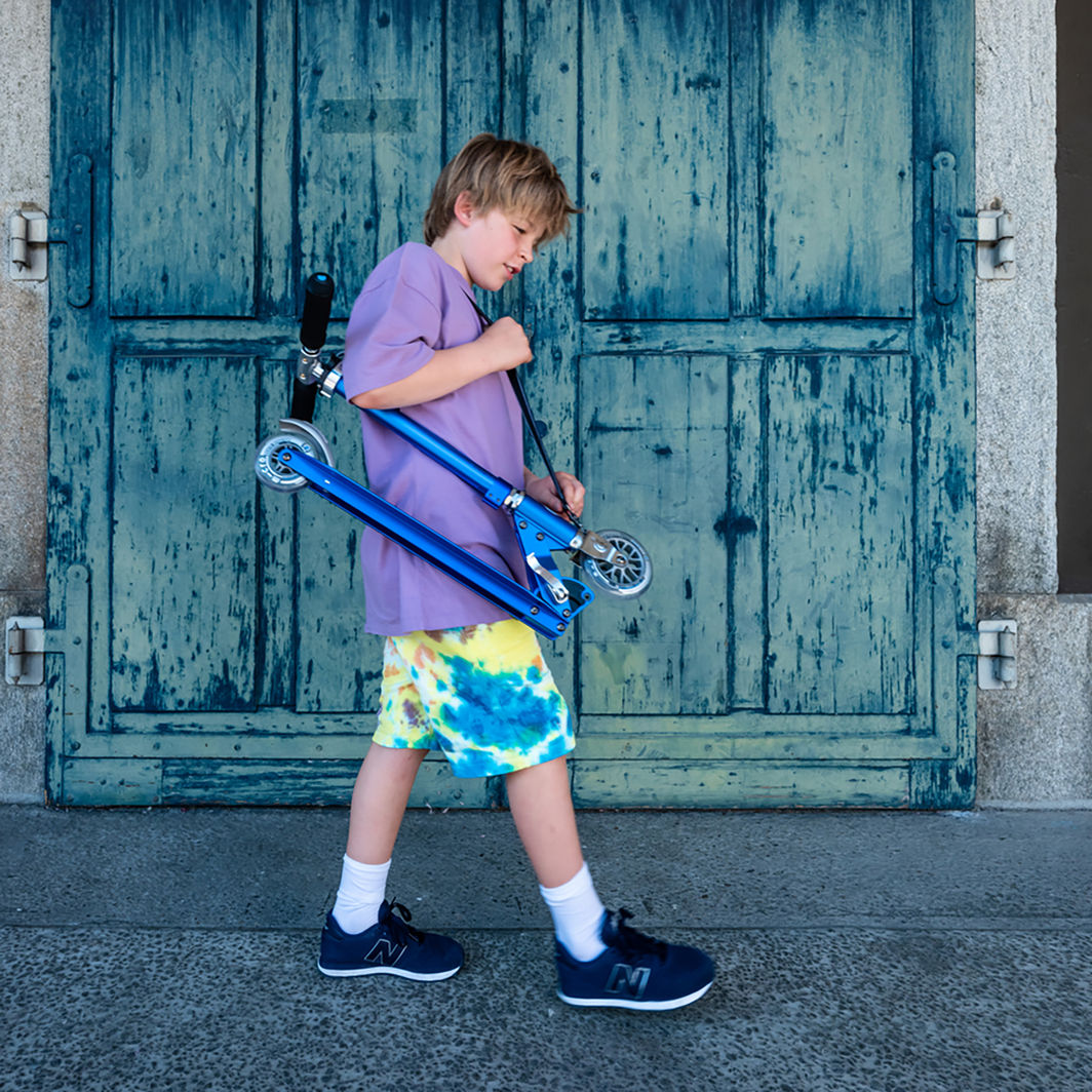 Micro Bärrem till sparkcykel, Black Reflective